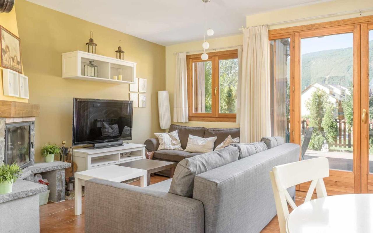 Casa Collarada Confort Villanua Bagian luar foto
